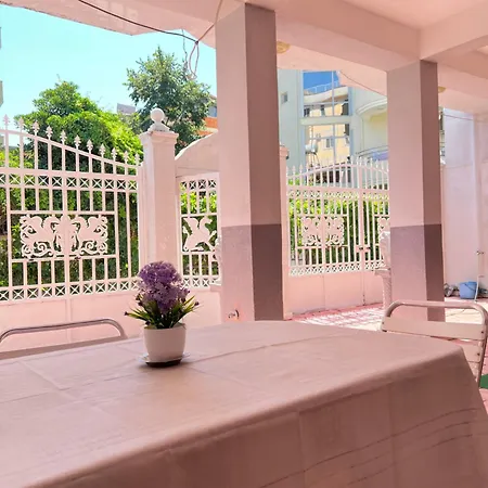 ゲストハウス Hospitality